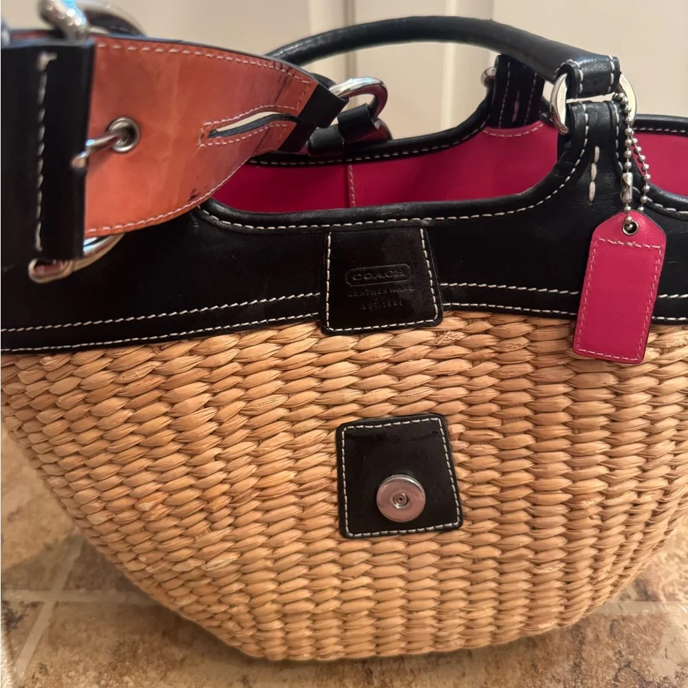 Coach Vintage Wicker Basket Purse with Black Leather Accents - Picture 4 of 9